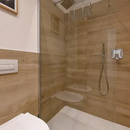 Mgh Luxury - Vivere Il C05 * Desenzano del Garda